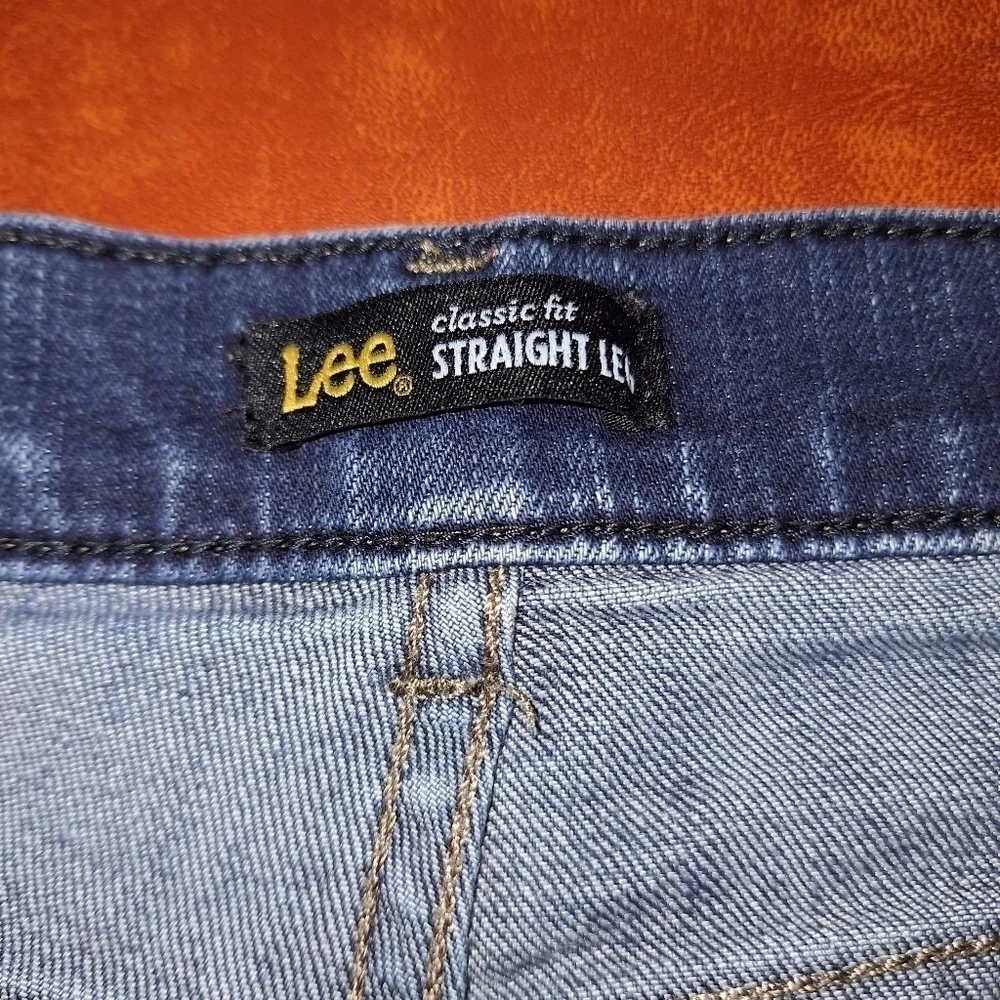 Lee Classic Fit Straight Leg Blue Jeans